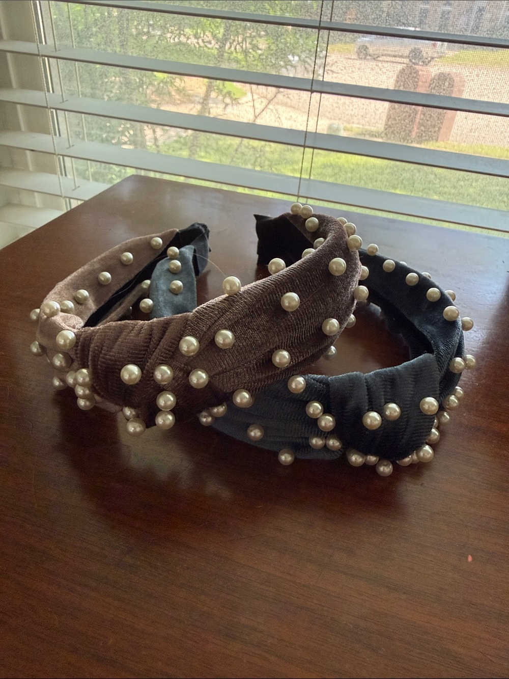 Pearl-Embellished Velvet Headband - Brown, Black, Gray